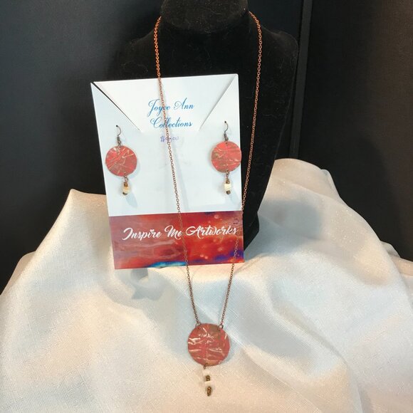 Hammered Copper Pendant and Earrings 21 Inches Long - Picture 2 of 3